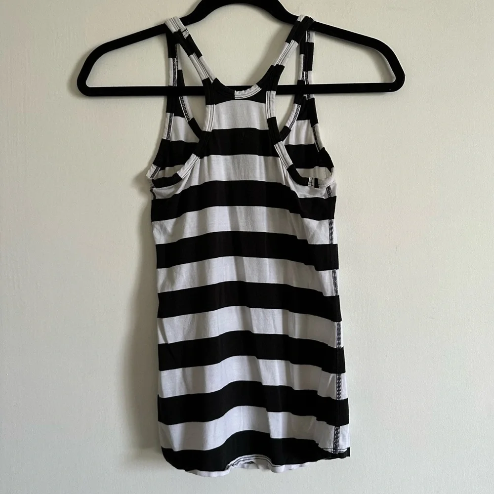Lululemon Athletica Black/White Stripe Soft Athletic Racerback Tank Top Size XS - Picture 3 of 6